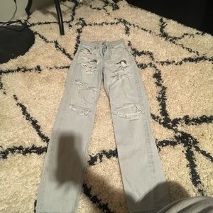 american eagle mom jeans
